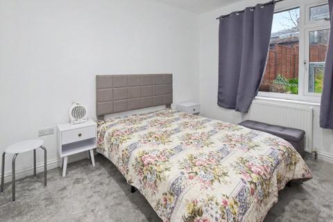 undefined, Hill End Crescent, Leeds, West Yorkshire