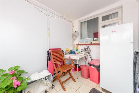 3 bedroom semi-detached house for sale, Littledale, Dartford DA2
