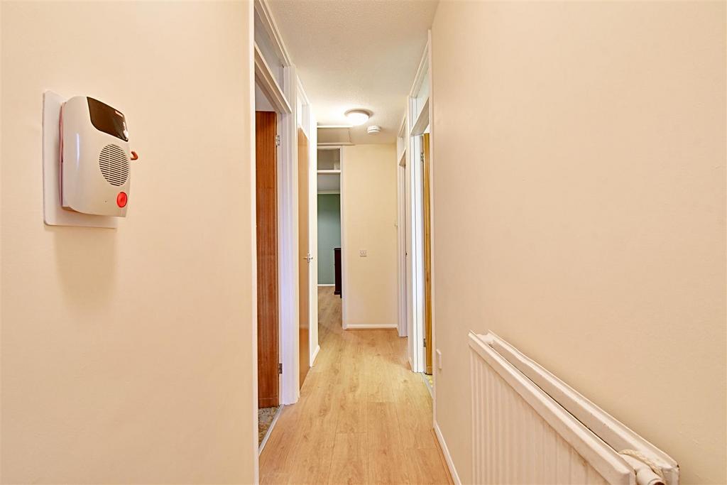 Hall 1.jpg