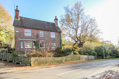 undefined, Newick Lane, Mayfield, TN20