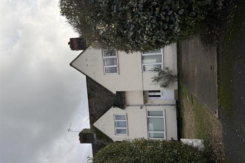 undefined, Lawrence Road, Cirencester, GL7