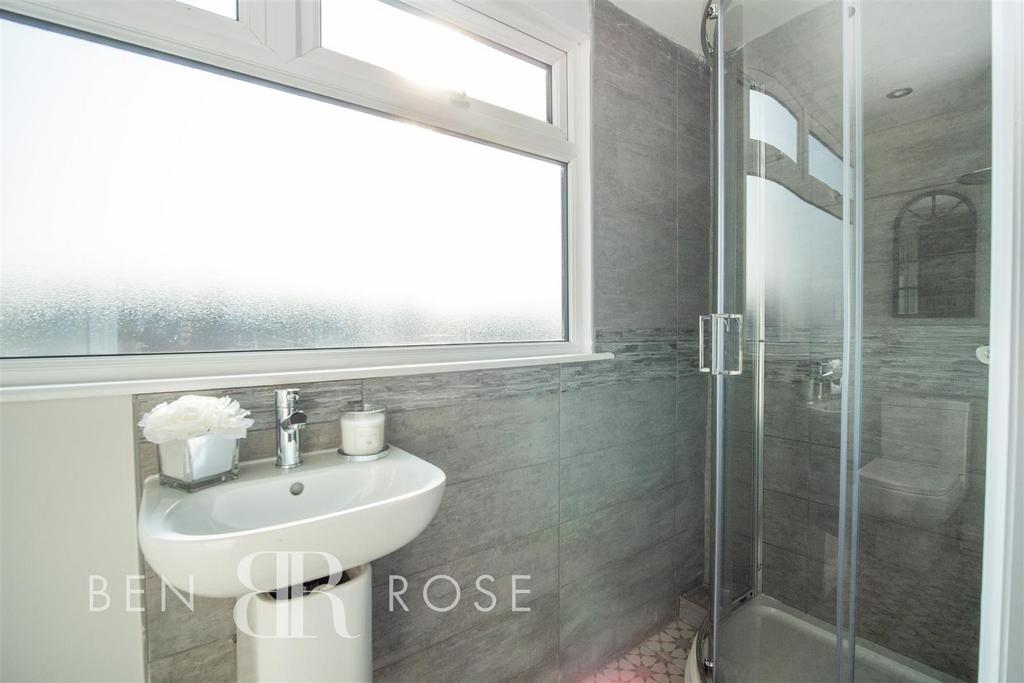 Master Ensuite
