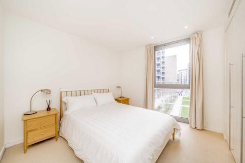 1 bedroom flat for sale, Eastfields Avenue, London SW18