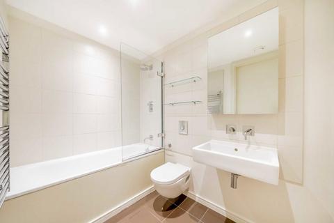 1 bedroom flat for sale, Eastfields Avenue, London SW18