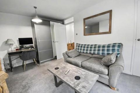 Studio for sale, PELHAM WAY, GREAT BOOKHAM, KT23