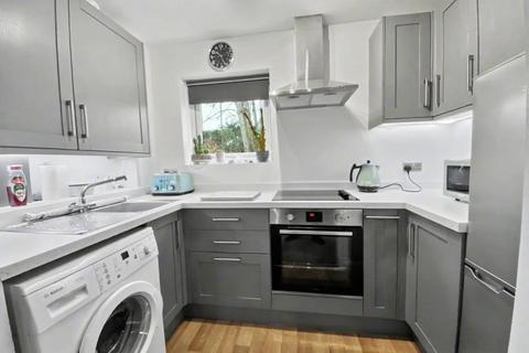 Studio for sale, PELHAM WAY, GREAT BOOKHAM, KT23
