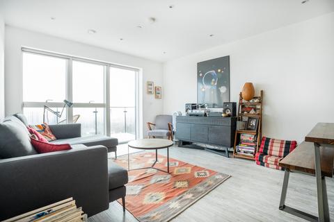 2 bedroom apartment for sale, Matthias Road, London, N16