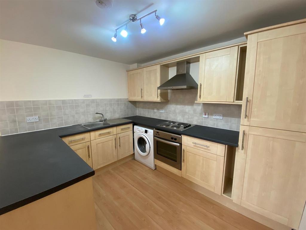KITCHEN 1.jpg