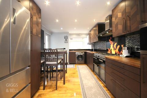 undefined, Farley Hill, Luton, Bedfordshire, LU1