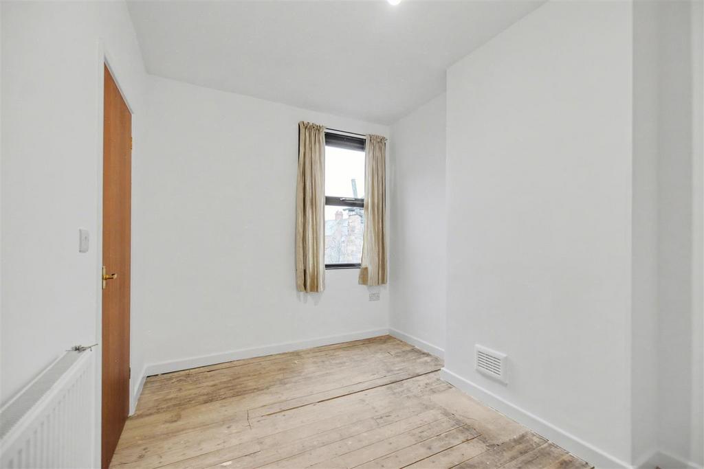 Bedroom 2 1.jpeg