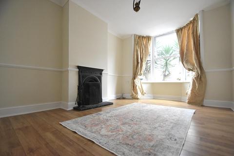 3 bedroom house to rent, Albert Street, Ventnor