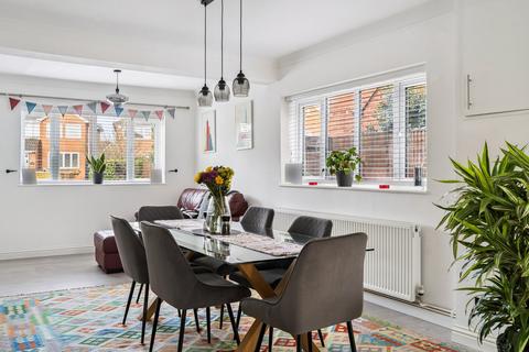 4 bedroom detached house for sale, Copthall Lane, Gerrards Cross SL9