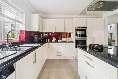 4 bedroom detached house for sale, Copthall Lane, Gerrards Cross SL9