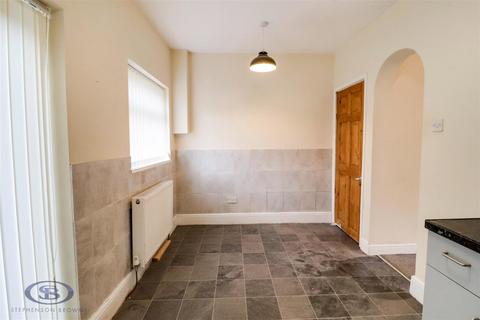 2 bedroom terraced house for sale, Stoneley Avenue, Crewe