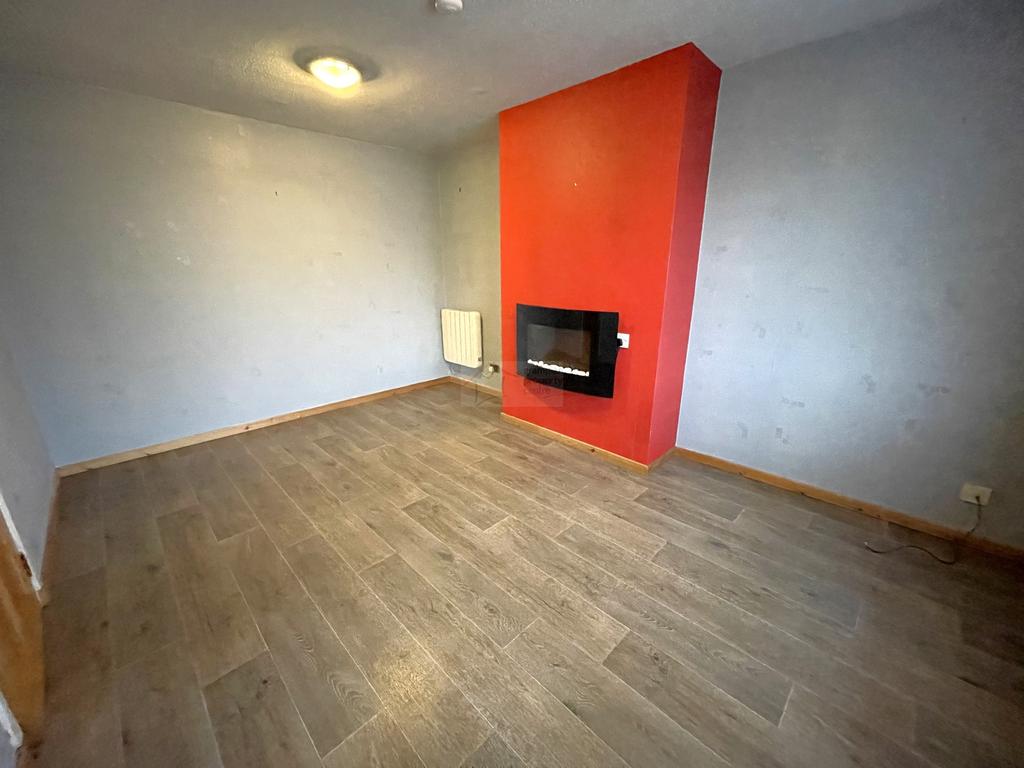 Lounge a.JPG