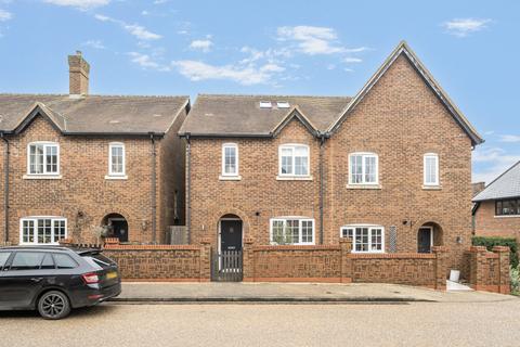4 bedroom semi-detached house for sale, Burnham Square, Upper Froyle, Alton, Hampshire, GU34