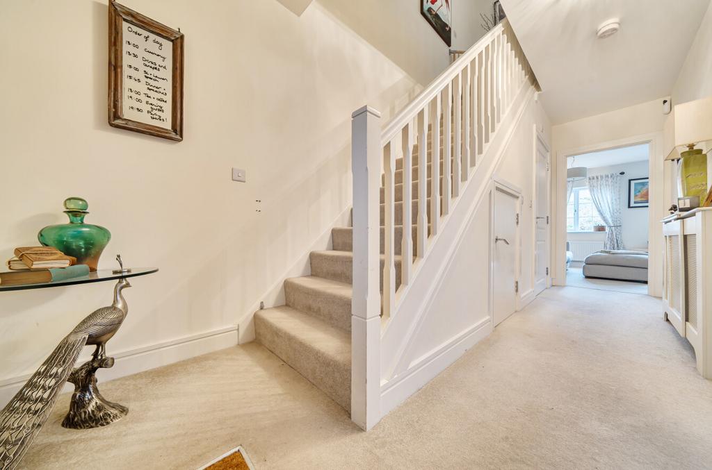 1410596-14-698b4b...