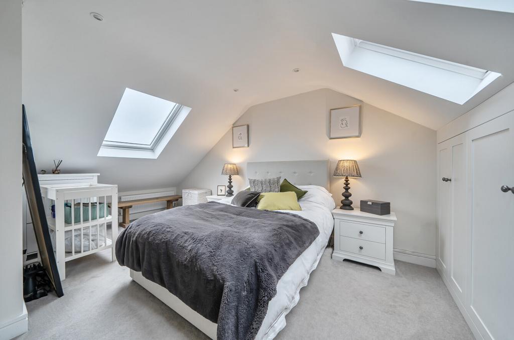 1410596-7-698b49e...