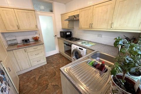 3 bedroom detached bungalow for sale, Bridport Road, Poole BH12