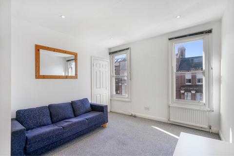 2 bedroom flat to rent, Gascony Avenue, London NW6