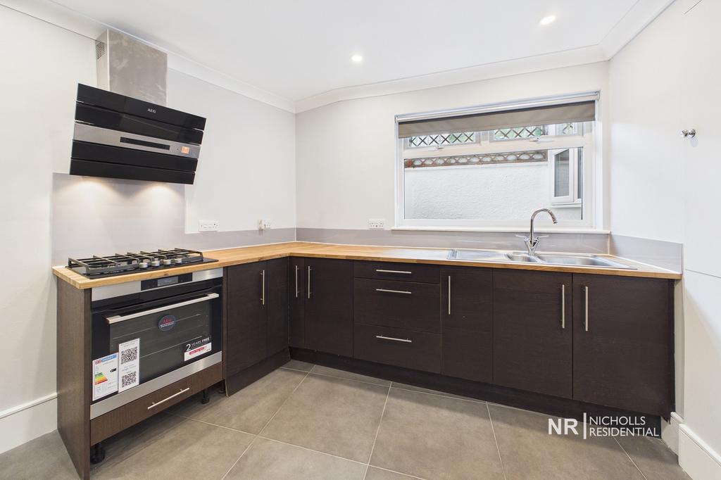 Kitchen Extra Photo 2