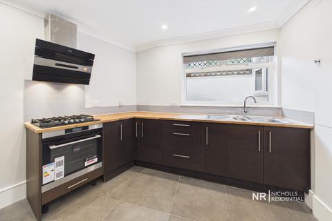 2 bedroom ground floor flat to rent, 98a Church Hill Road, Cheam, Sutton, Surrey. SM3