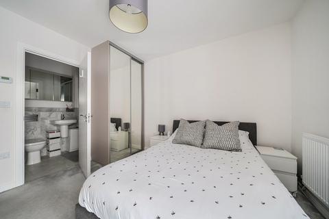 2 bedroom apartment for sale, Broad Lane, Bracknell, Berkshire