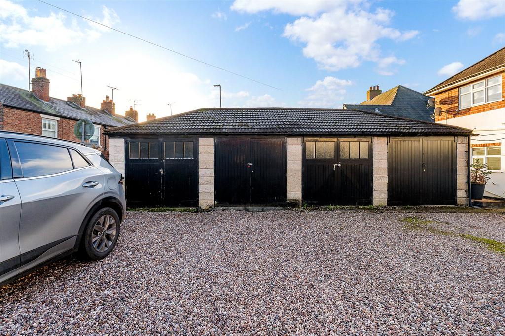 Single Garage