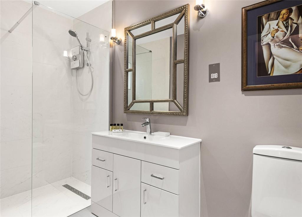 Ensuite