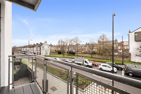 2 bedroom apartment for sale, Lavender Hill, London, SW11