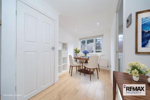 undefined, Bishops Park, Livingston EH53