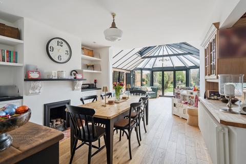 3 bedroom semi-detached house for sale, Watford WD19