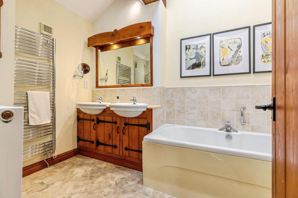Master En-suite