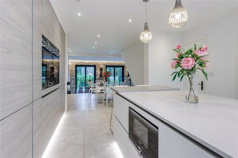 undefined, Elm Walk, Radlett, Hertfordshire, WD7