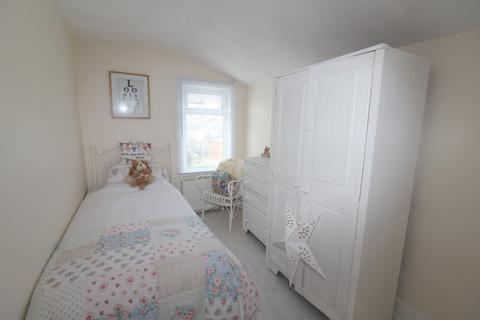 3 bedroom terraced house to rent, Frederick Road, Gillingham, Kent, ME7