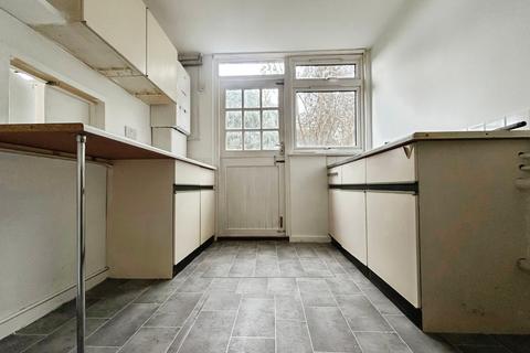 undefined, Waverley, Bracknell, Berkshire