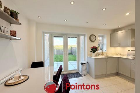 3 bedroom detached house for sale, Dove Close, Bedworth