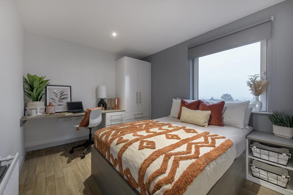 TB-Classic-En Suite-1-min-scaled.jpg