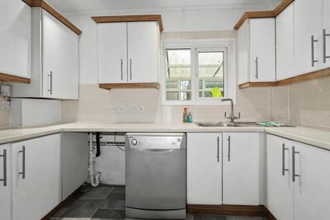 undefined, Central Avenue, Beeston, Nottingham, NG9 2QS