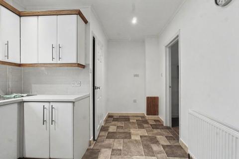 undefined, Central Avenue, Beeston, Nottingham, NG9 2QS