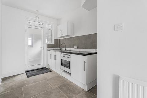 3 bedroom end of terrace house for sale, Rivulet Road, London, N17