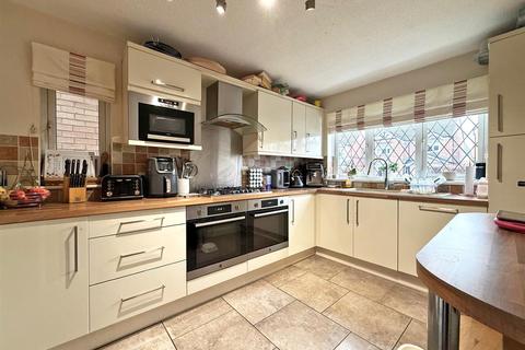 undefined, Broadhaven Close, Herongate, Shrewsbury