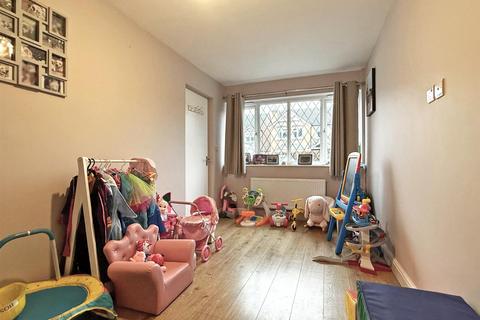 undefined, Broadhaven Close, Herongate, Shrewsbury