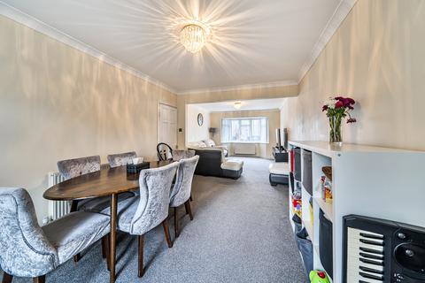 3 bedroom semi-detached house for sale, Kingshill Avenue, Northolt