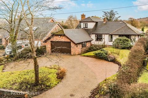 2 bedroom bungalow for sale, Moss Road, Cheshire CW12
