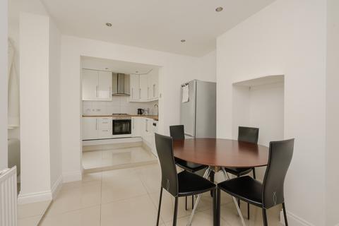 2 bedroom terraced house for sale, Kingston Road, Wimbledon, London, SW19