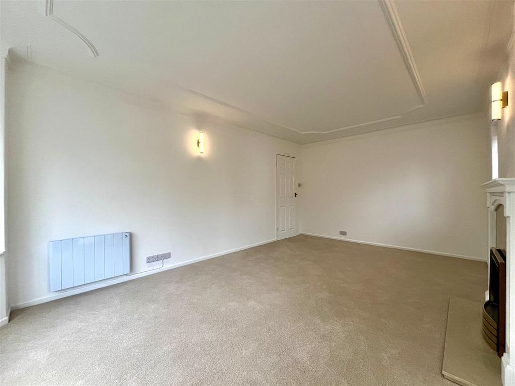 Living Room Aspect 3