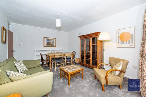 2 bedroom apartment to rent, Renfrew Road, London SE11