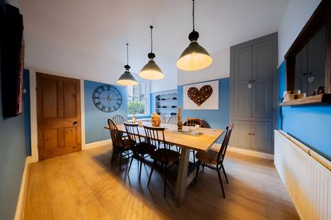3 bedroom terraced house for sale, Lilac Road, Altrincham WA15