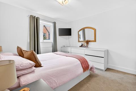 1 bedroom flat for sale, Crowthorne RG45